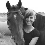 Anna Eshelman - @little_red_dragon - Instagram