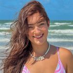 Anna Beatriz - @annafernandess - Instagram