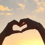 Anna Firth - @lulalola50 - Instagram