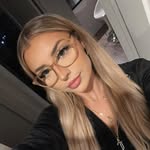 𝘈𝘯𝘯𝘢 𝘍𝘭𝘦𝘶𝘳𝘺 🧡 - @annafleury___ - Instagram