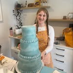 Anna Forrest - @cakesbyannagrace - Instagram