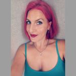 Anna Gach - @anutkussss - Instagram