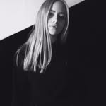 @annagalt11 - Instagram