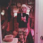 annagambrell@gmail.com - @annagambrell1 - Instagram
