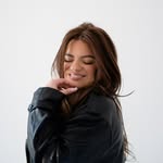 Anna Golden - @annagoldenmusic - Instagram