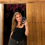Anna - @annaggurney - Instagram