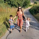 Anna Hallam - @hallam522 - Instagram