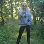Anna Ch Hallum - @anna.chha - Instagram