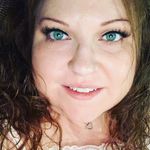 Anna M. Halterman - @annabobanna_feefifofanna - Instagram