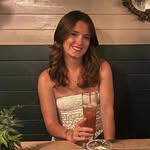 Anna - @annakshandley - Instagram