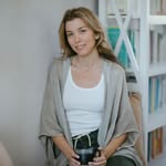 Anna Hanks Jagolinzer - @annahankstherapy - Instagram
