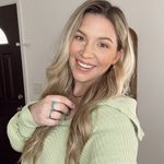anna hanks - @annareedabook - Instagram