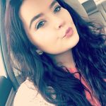 Anna Hanks - @hanks.anna_closet - Instagram
