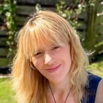 Anna Hatch - @parasites_in_children - Instagram