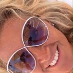 Anna Holden - @anna.holden.716 - Instagram