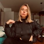 Anna Holzer - @anna.holzer - Instagram