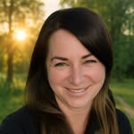 Dr. Anna Holzner - @shinewithdranna - Instagram