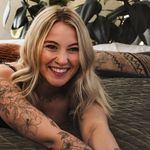 Anna Huffman - @annagenae - Instagram