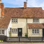 Anna Ives - @livingintheoldcottage - Instagram