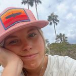 Anna Khoury - @akaaak1610 - Instagram