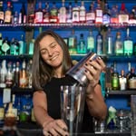 Anna Konya - @champagneineconomy - Instagram