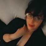 Anna Kovach - @annalynnspins - Instagram