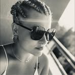 Anna Kuhnert - Facebook