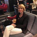 Anna Lada - @hair_byania - Instagram