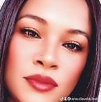 Ana Leal - Facebook