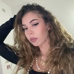 𝑨𝒏𝒏𝒂🩷 - @annalampis_ - Instagram