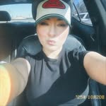@annalanderos.r - Instagram