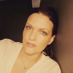 Anna McEvoy - @annaloumcevoy - Instagram
