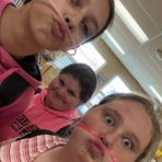 Anna Meade - Facebook