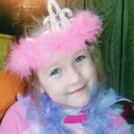 @annameadows_11 - Instagram