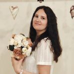 Anna  Melnychuk - Facebook