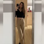 Anna Mayerhofer - Facebook