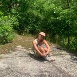 Anna Miracle - @1_800anna - Instagram