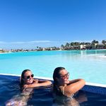 Anna Neal Leach - @annanealleach - Instagram