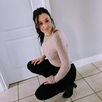 Anna Perron - @anaperron - Instagram