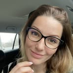Anna Plotnikova - Facebook
