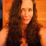 Anna Rieke - @runawaytrains - Instagram