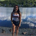 Anna Riopelle - Facebook