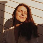 Anna Rising - @annarising - Instagram