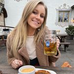 Anna Rosenbaum - @alienwrist - Instagram