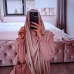 Anna Roza - Facebook