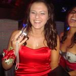 Anna Schrock - @queenbanana13 - Instagram