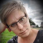 Anna Seelig - Facebook