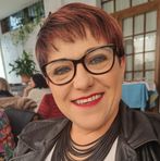 Anna Serafini - Facebook