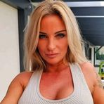 Anna Serafini - Facebook