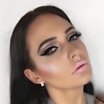 ANNA SHIVERS 🎥💄 - @orllycr - Instagram